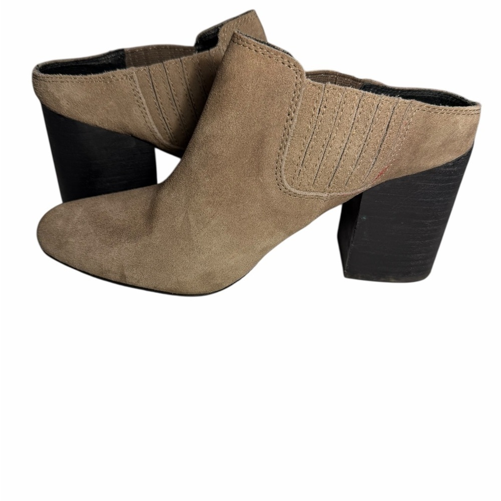 Me Too by Adam Tucker Taupe Suede Mules Women's Sz 8